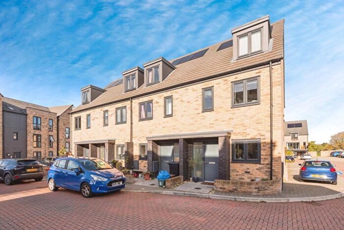 3 Bedroom End Of Terrace House For Sale In Old Pump House Close, Bristol, Somerset, BS13
