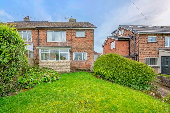 3 Bedroom Semi-Detached House For Sale In Woodall Lane, Harthill, Sheffield, S26