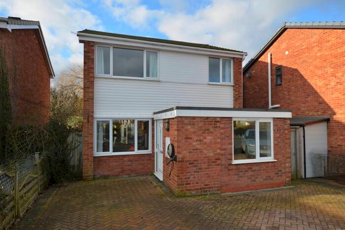 3 Bedroom Detached House For Sale In Westbourne, Honeybourne, Evesham, WR11