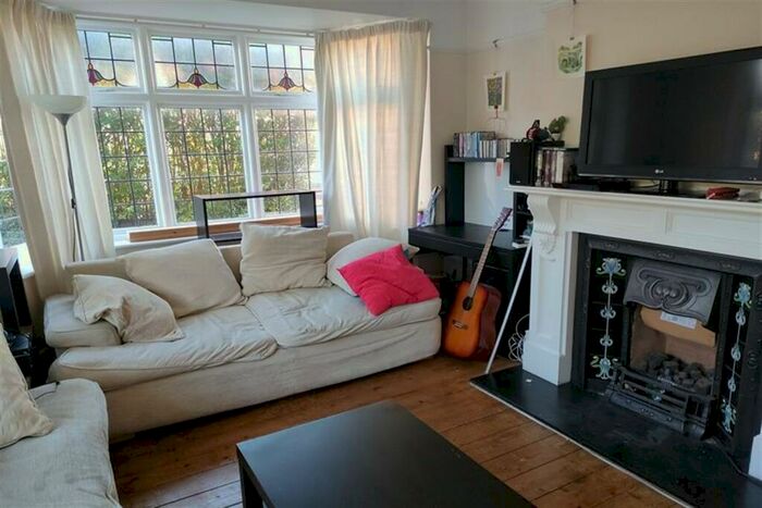 2 Bedroom Flat To Rent In Cavendish Road, Newcastle Upon Tyne, NE2