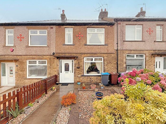 2 Bedroom Terraced House For Sale In Holly Park Drive, Off Hollingwood Lane, Bradford, BD7