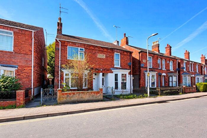 3 Bedroom Property To Rent In Tunnard Street, Boston, PE21