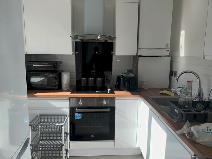 1 Bedroom Flat To Rent In Peel Road, Wealdstone, Harrow, HA3