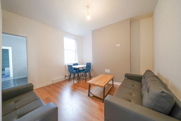 4 Bedroom Terraced House To Rent In Makin Street, Liverpool, L4