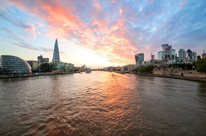 1 Bedroom Flat To Rent In One Tower Bridge, Earl's Way, London Bridge, London, SE1