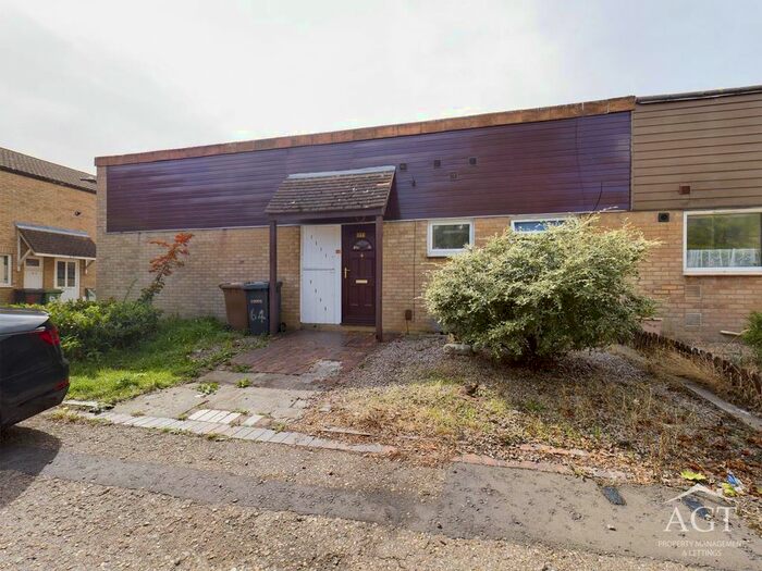 2 Bedroom Semi Detached Bungalow For Sale In Bringhurst, Orton Goldhay, Peterborough, PE2