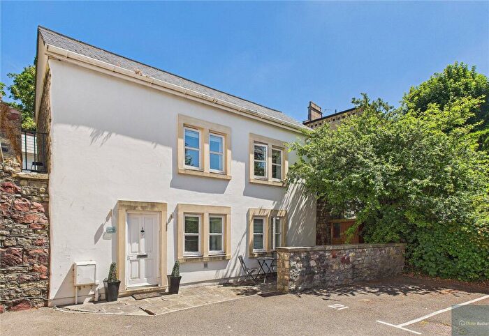 2 Bedroom Detached House To Rent In The Coach House, Clifton, BS8