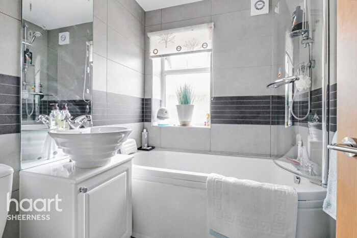 2 Bedroom Park Home For Sale In Warden Road, Eastchurch, ME12