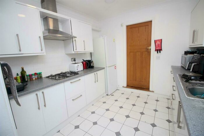 5 Bedroom Terraced House To Rent In Kingswood Avenue, Newcastle Upon Tyne, NE2