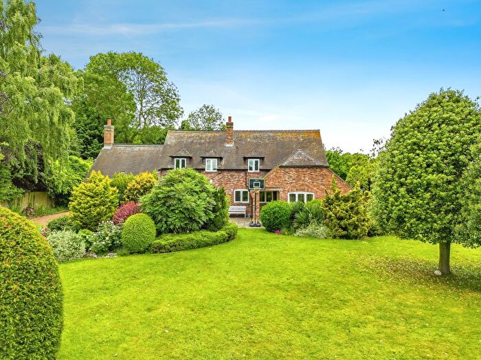 6 Bedroom Detached House For Sale In The Green, Car Colston, Nottinghamshire, NG13