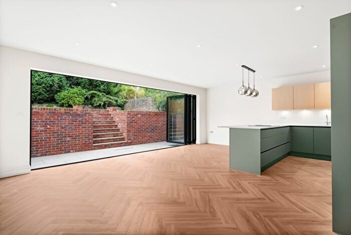 4 Bedroom Semi-Detached House For Sale In The Drive, Coulsdon, CR5