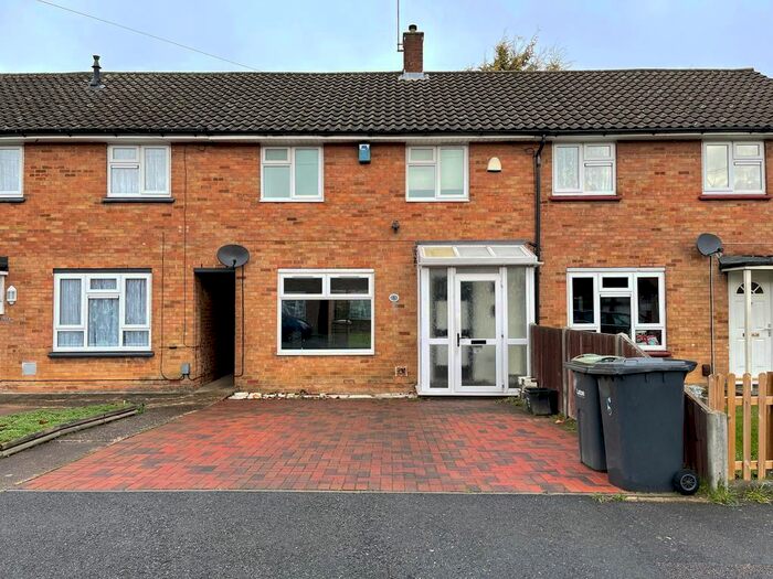 2 Bedroom Terraced House To Rent In Rodney Close, Luton LU4