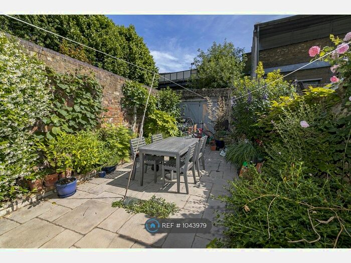 3 Bedroom Terraced House To Rent In Roupell Street, London, SE1