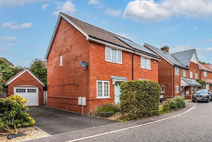 2 Bedroom Semi-Detached House For Sale In Limestone Way, Maresfield, TN22