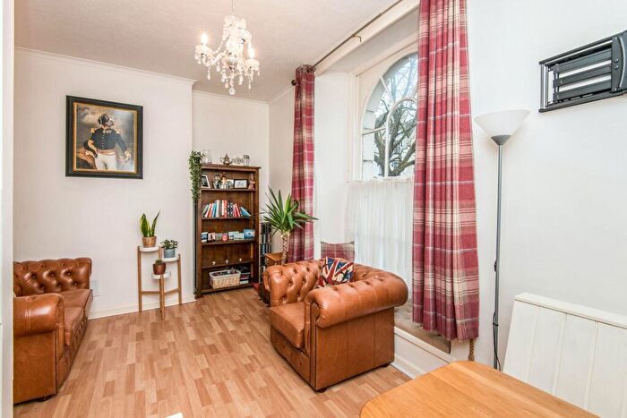 2 Bedroom Apartment To Rent In Richmond Road, Exeter, EX4