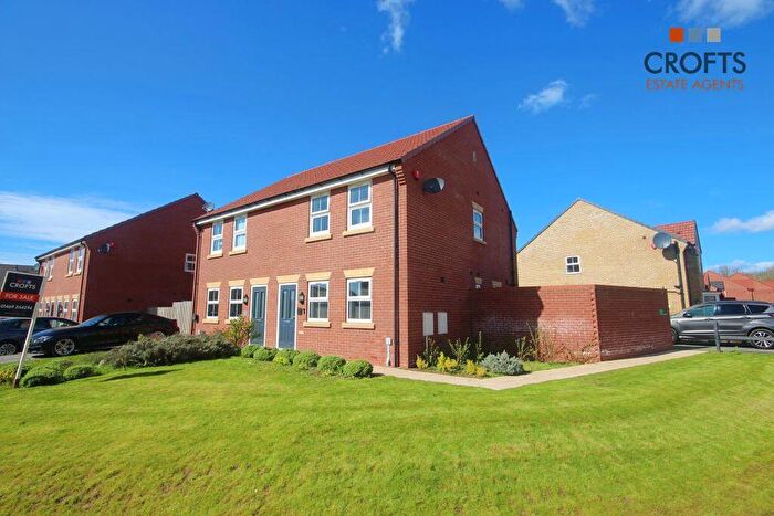 3 Bedroom Semi-Detached House For Sale In Allerton Way, Immingham, DN40