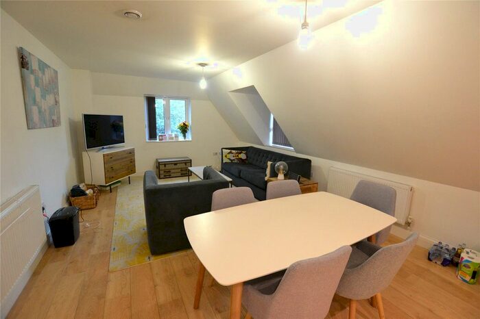 3 Bedroom Flat To Rent In Andora Court, 53 Longmore Avenue, Barnet EN4