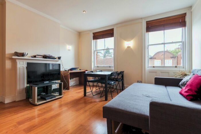 1 Bedroom Apartment To Rent In Shute End, RG40