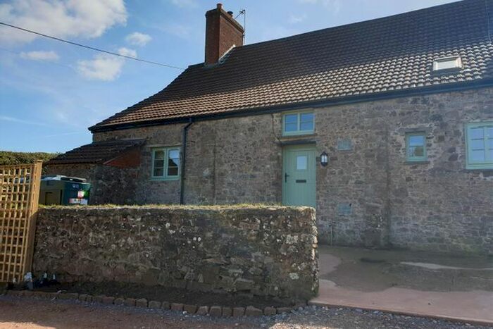 3 Bedroom Property To Rent In Chevithorne, Tiverton, EX16