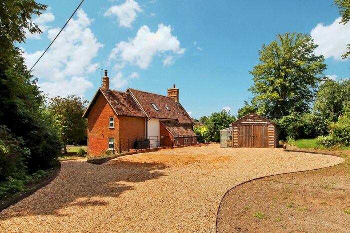 3 Bedroom Detached House To Rent In Moor Crichel, Wimborne, Dorset, BH21