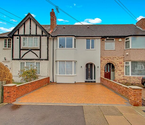 3 Bedroom Terraced House For Sale In Elton Avenue, Greenford, UB6