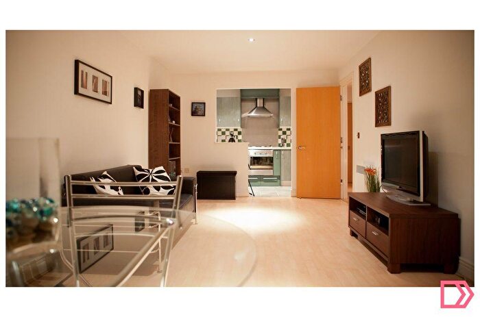 1 Bedroom Flat To Rent In St Davids Square, London, London, E14