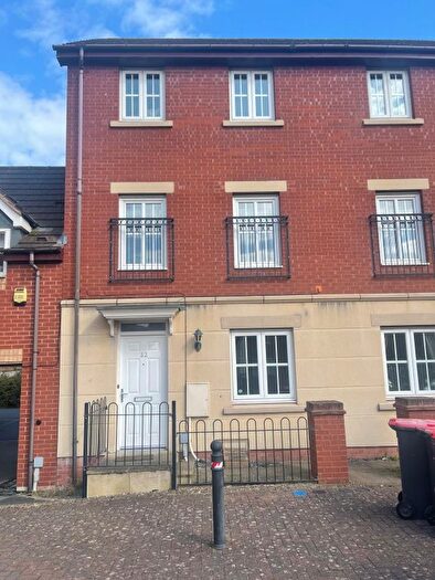 5 Bedroom Town House To Rent In Saville Close, Telford, Shropshire, TF1