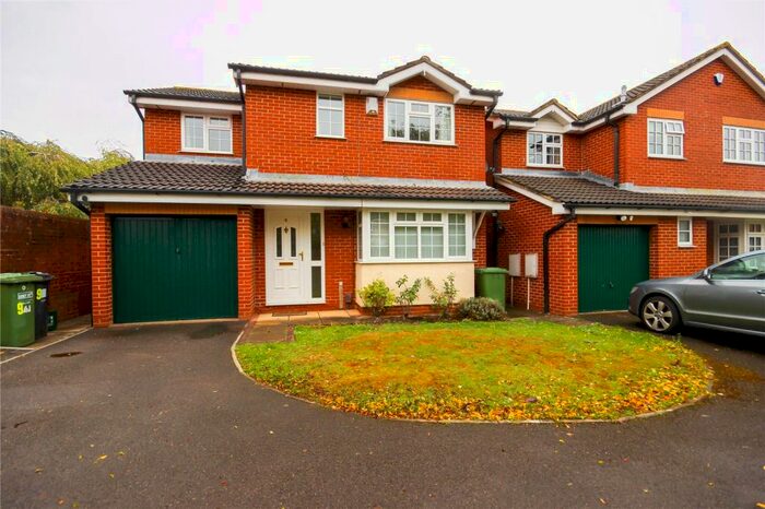 4 Bedroom Detached House To Rent In Roy King Gardens, Warmley, Bristol, BS30