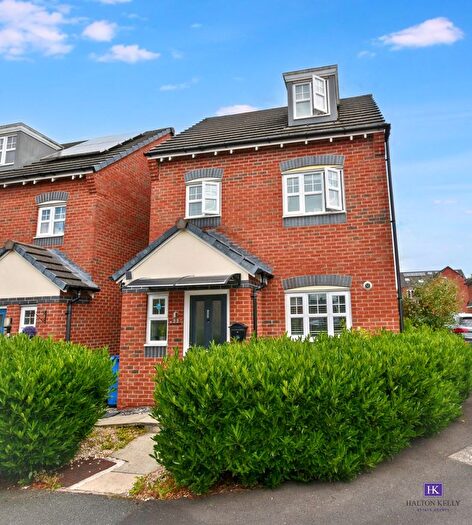 3 Bedroom Detached House For Sale In Calgarth Avenue, Warrington, WA5