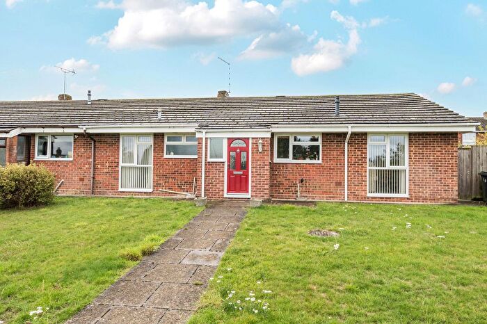 3 Bedroom Bungalow For Sale In Bramshaw Close, Winchester, SO22