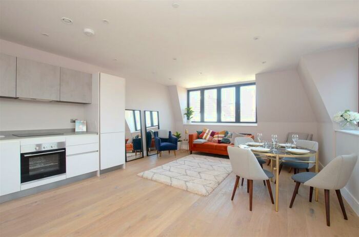 2 Bedroom Flat To Rent In St. Peters House, NR1