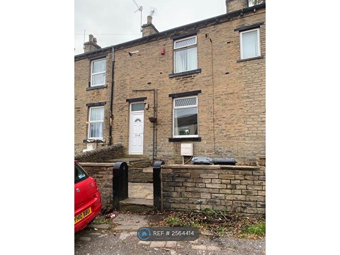 2 Bedroom Terraced House To Rent In Rawson Street, Bradford, BD12