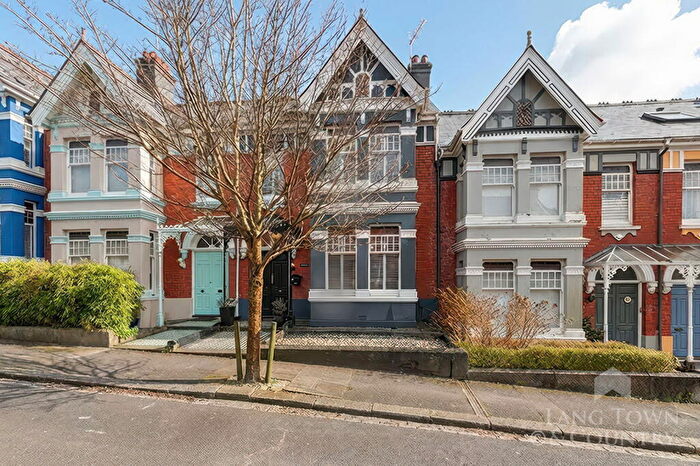 4 Bedroom Terraced House For Sale In Burleigh Park Road, Peverell, Plymouth, PL3