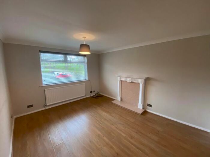2 Bedroom Flat To Rent In High Street, Lingdale, Saltburn-By-The-Sea, TS12