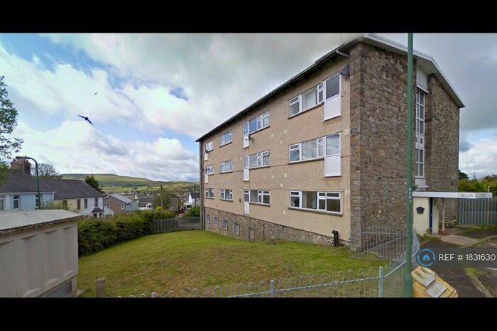 1 Bedroom Flat To Rent In The Hendre Flats, Brynmawr, Wales, NP23