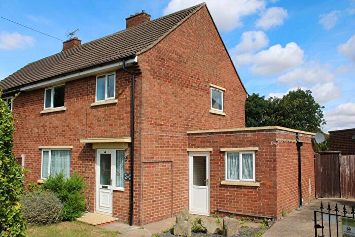 3 Bedroom Semi-Detached House For Sale In Atkinson Avenue, Brigg, DN20