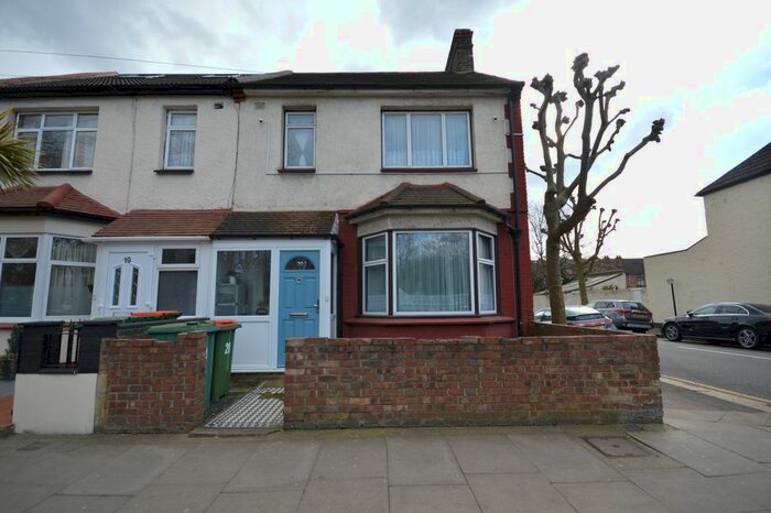 3 Bedroom End Of Terrace House For Sale In Rancliffe Road, London, E6