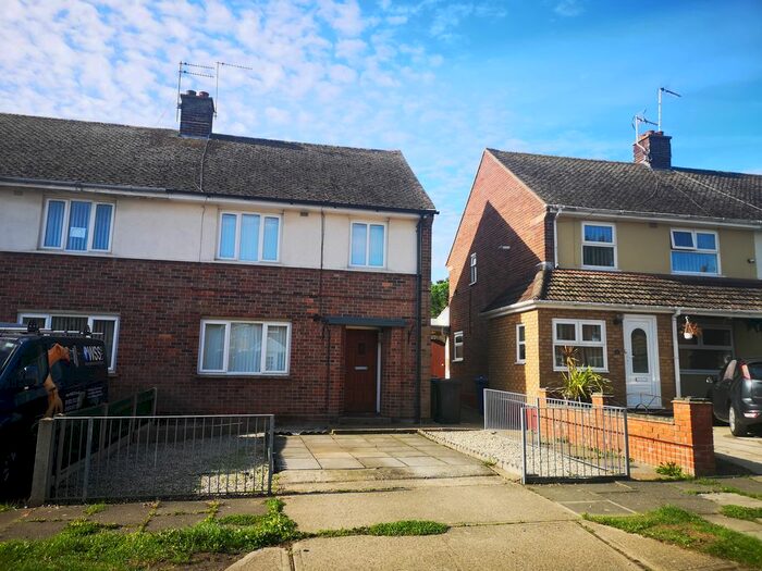 3 Bedroom Terraced House To Rent In Mimosa Walk, Lowestoft, NR32