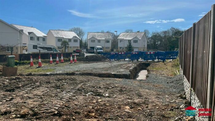 4 Bedroom Plot For Sale In Building Plot At Chwilog, LL53