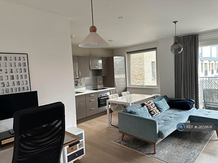 1 Bedroom Flat To Rent In Wharf Road, London, N1