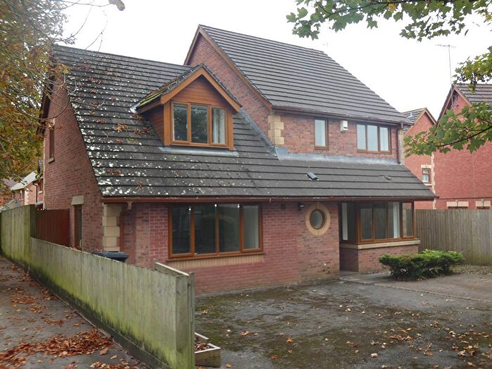 4 Bedroom Detached House For Sale In The Avenue, Eaglesbush, Neath., SA11