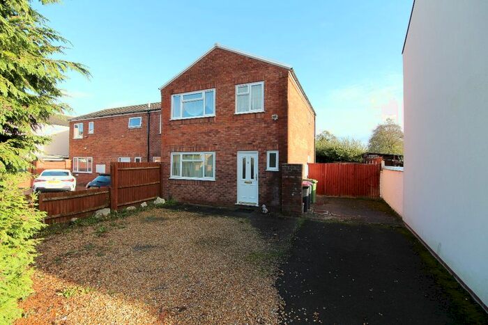 3 Bedroom Detached House To Rent In Millstream Way, Leegomery, Telford, TF1