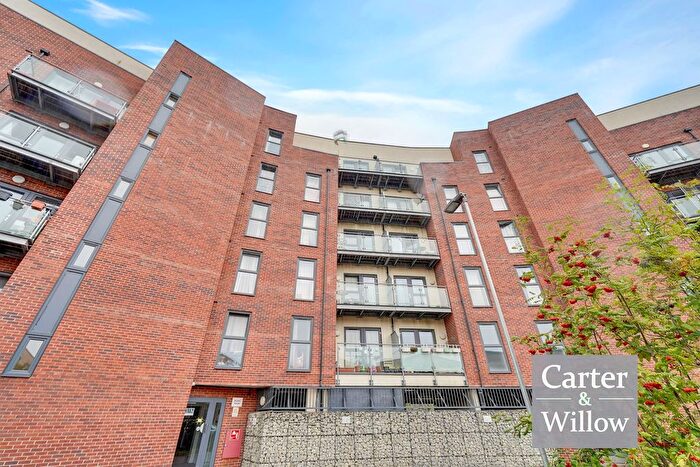 1 Bedroom Flat To Rent In Brunel House, Chancellor Way, Dagenham, RM8