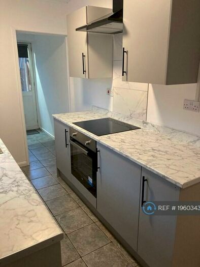 3 Bedroom End Of Terrace House To Rent In Aylsham Rd, Norwich, NR3