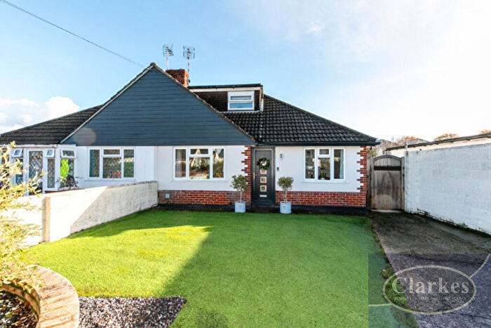 3 Bedroom Bungalow For Sale In Nicholas Gardens, Bournemouth, BH10