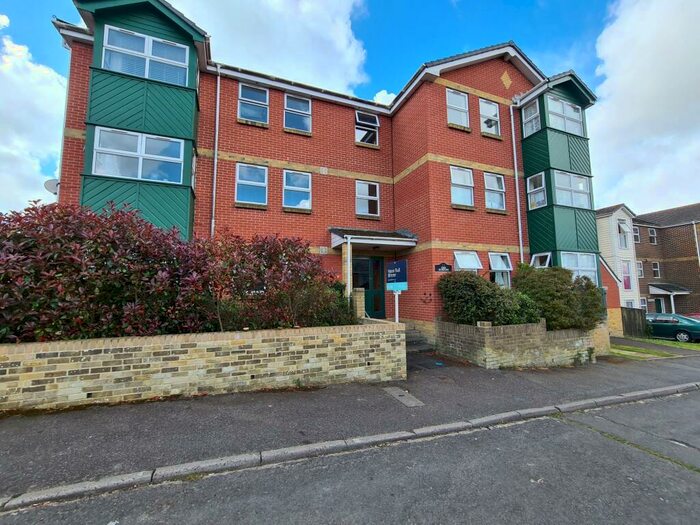 1 Bedroom Flat To Rent In The Rowans, Slade Road, PO33
