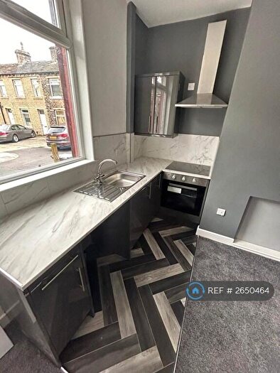 1 Bedroom Terraced House To Rent In Batley Street, Moldgreen, Huddersfield, HD5