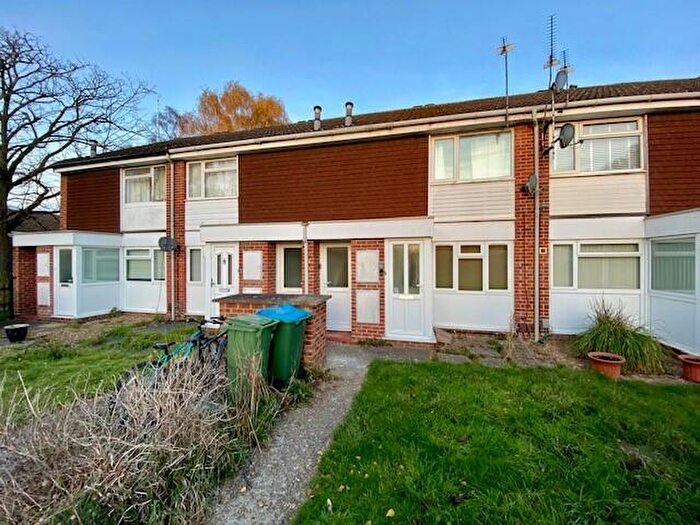 1 Bedroom Property To Rent In Rowland Way, Aylesbury, HP19