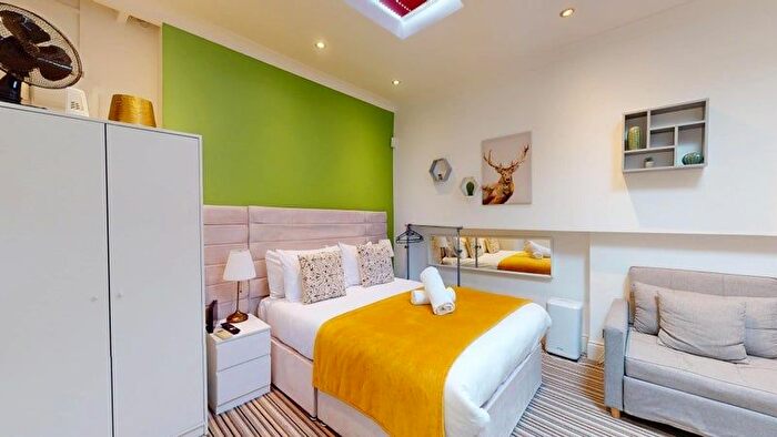 Studio To Rent In Studd Street, London, N1