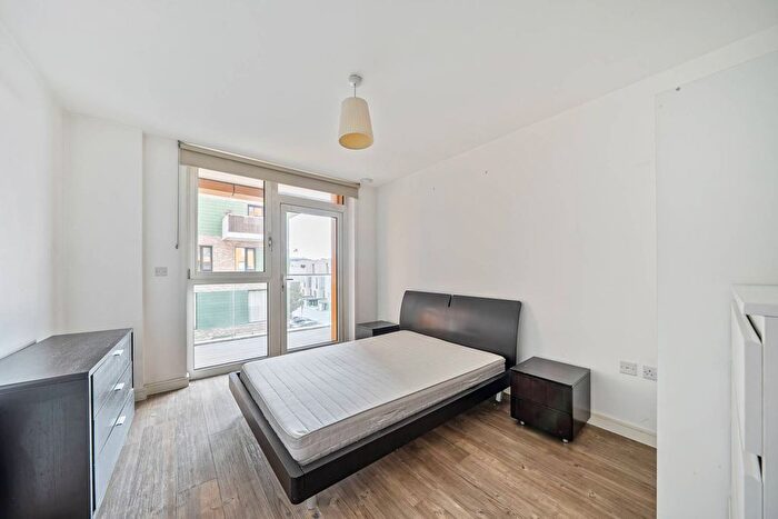 1 Bedroom Flat For Sale In Cable Walk, Greenwich, London, SE10